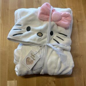 Hello Kitty White and Pink Kids Robe